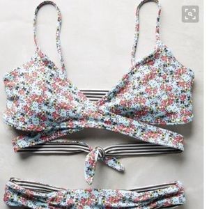 LSPACE wrap bikini top